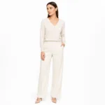 Gold earing Stud with triangular profile - Image 4