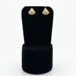 Japanese Royal Gold stud in net design with solitaire diamond - Image 2
