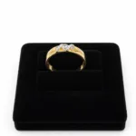 Gold ring with three CZ diamond - Image 2
